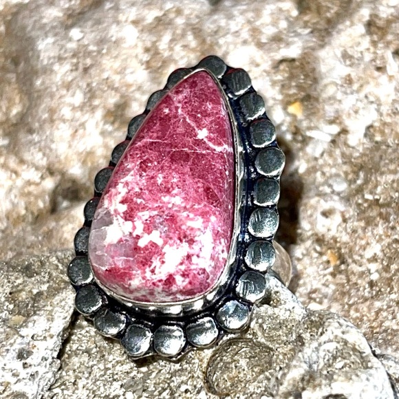 Rosaline Pink Thulite Ring Size 5 1/2 - Picture 8 of 11